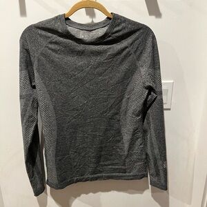 Figs Salta Seamless Gray Athletic Shirt Underscrub